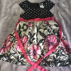 Polka dot and floral print girls dress